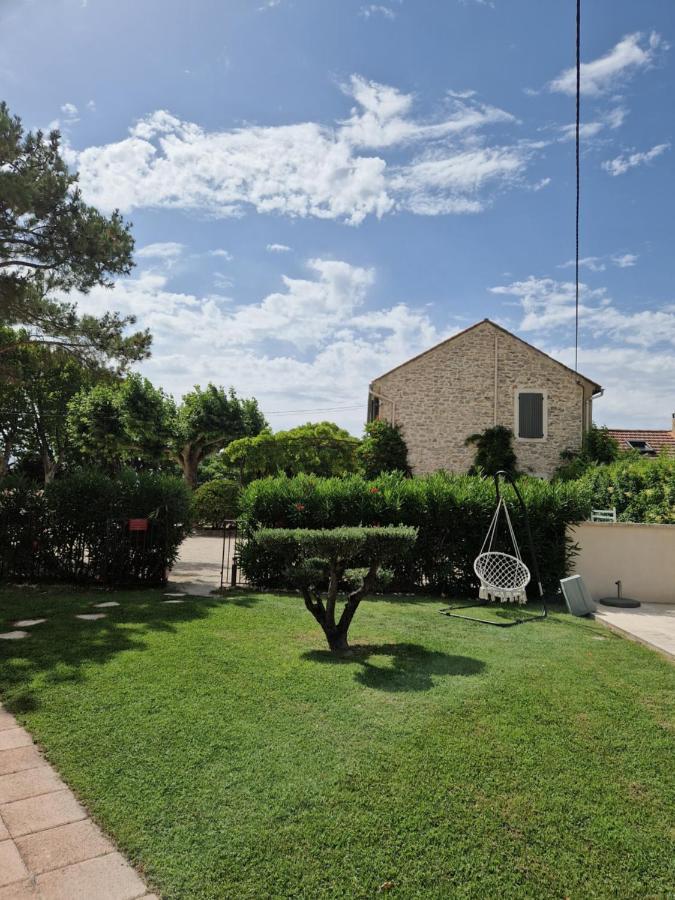 La Bastide Des Arts Bed and Breakfast Saumane-de-Vaucluse Buitenkant foto